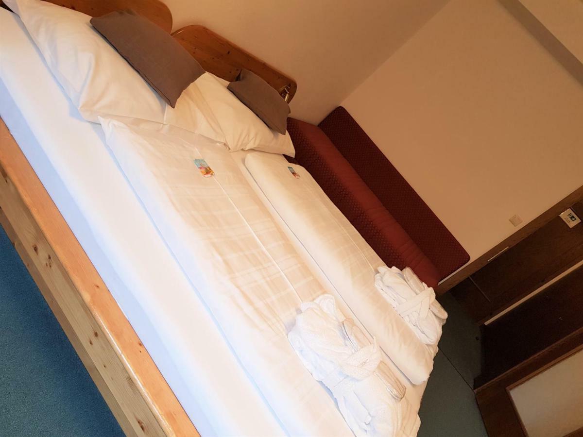 Kinder- Und Familienhotel Nockalm Innerkrems Dış mekan fotoğraf