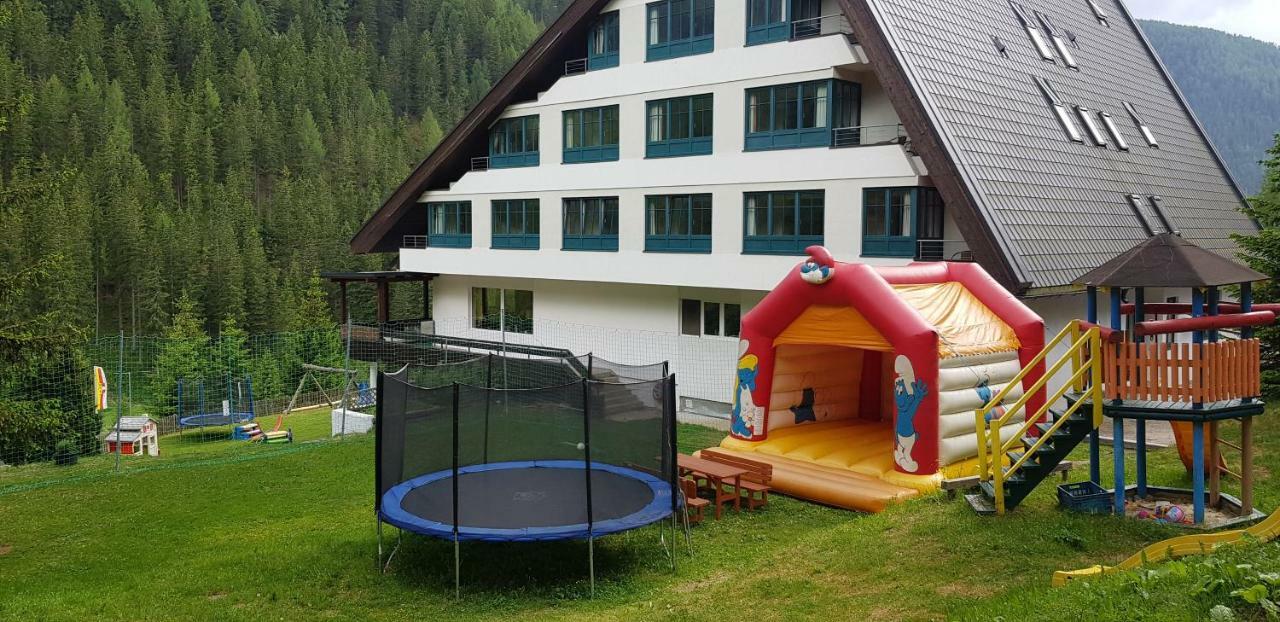 Kinder- Und Familienhotel Nockalm Innerkrems Dış mekan fotoğraf
